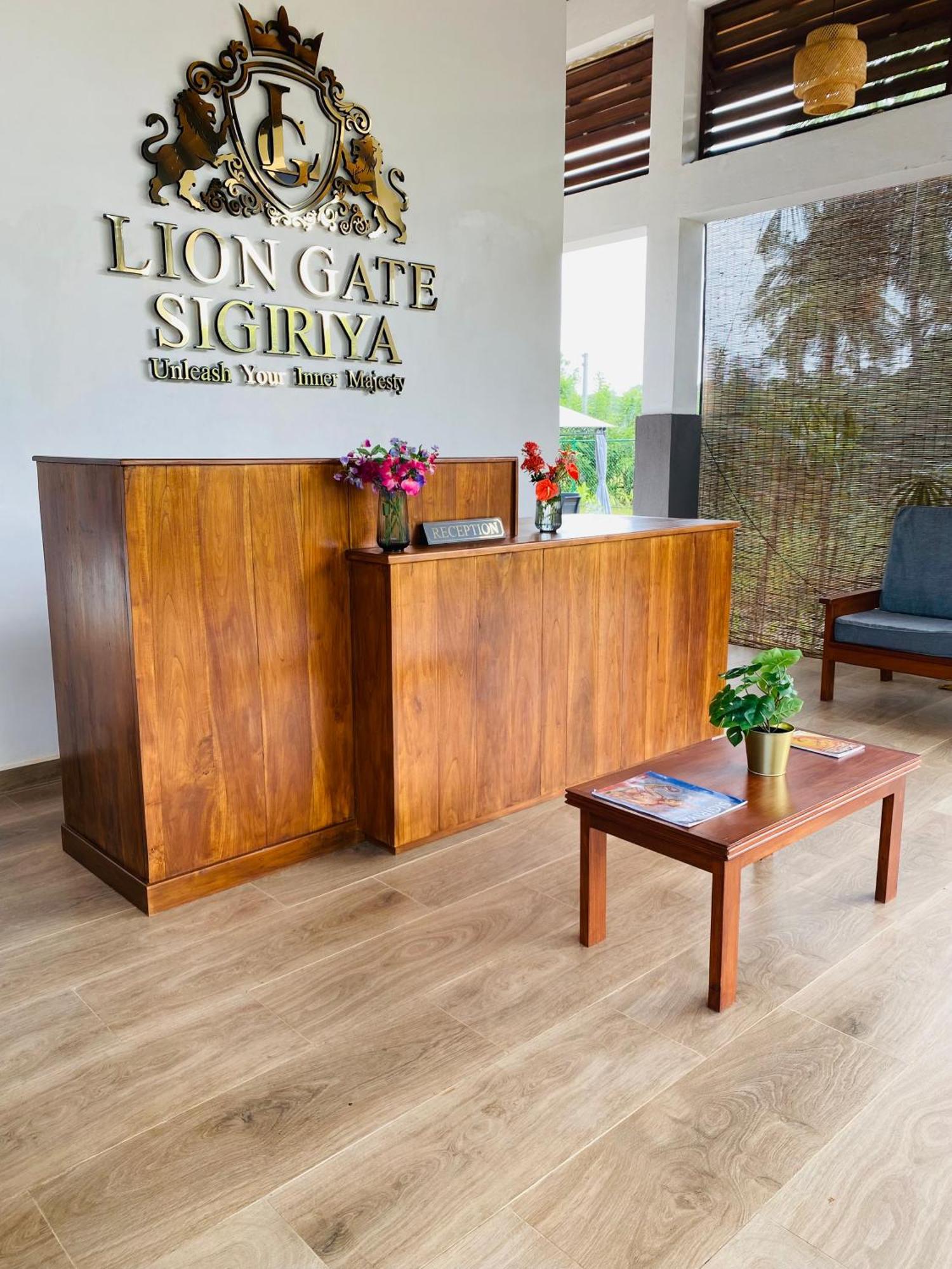 Lion Gate Hotel Sigiriya Exterior photo