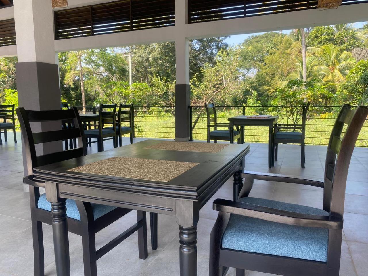 Lion Gate Hotel Sigiriya Exterior photo